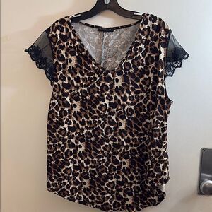 Shein Curve Leopard Print Lace Sleeve Top